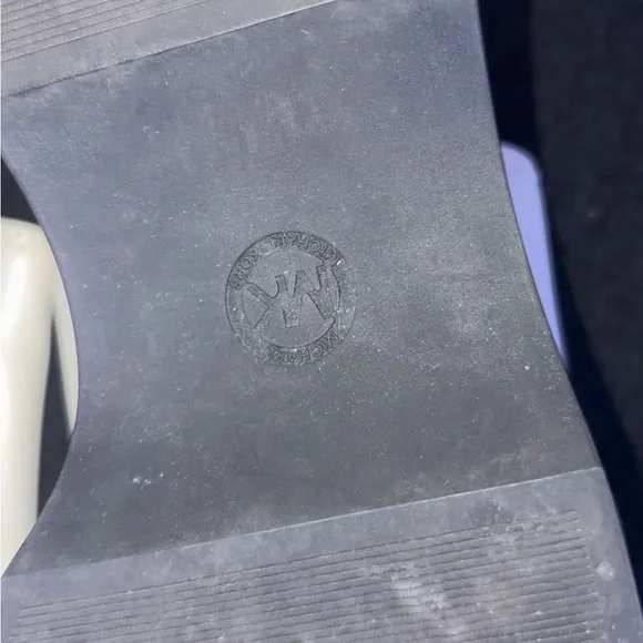 Michael Kors White & Black Platform Shoes: Size Woman’s 8/ Medium - Picture 6 of 9